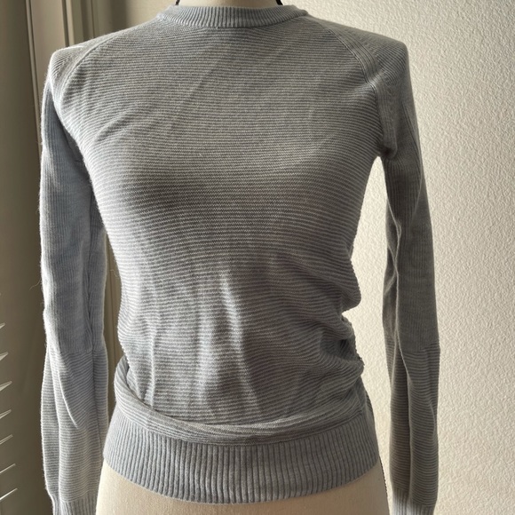 Lululemon Blue Merino Sweater - Picture 1 of 3